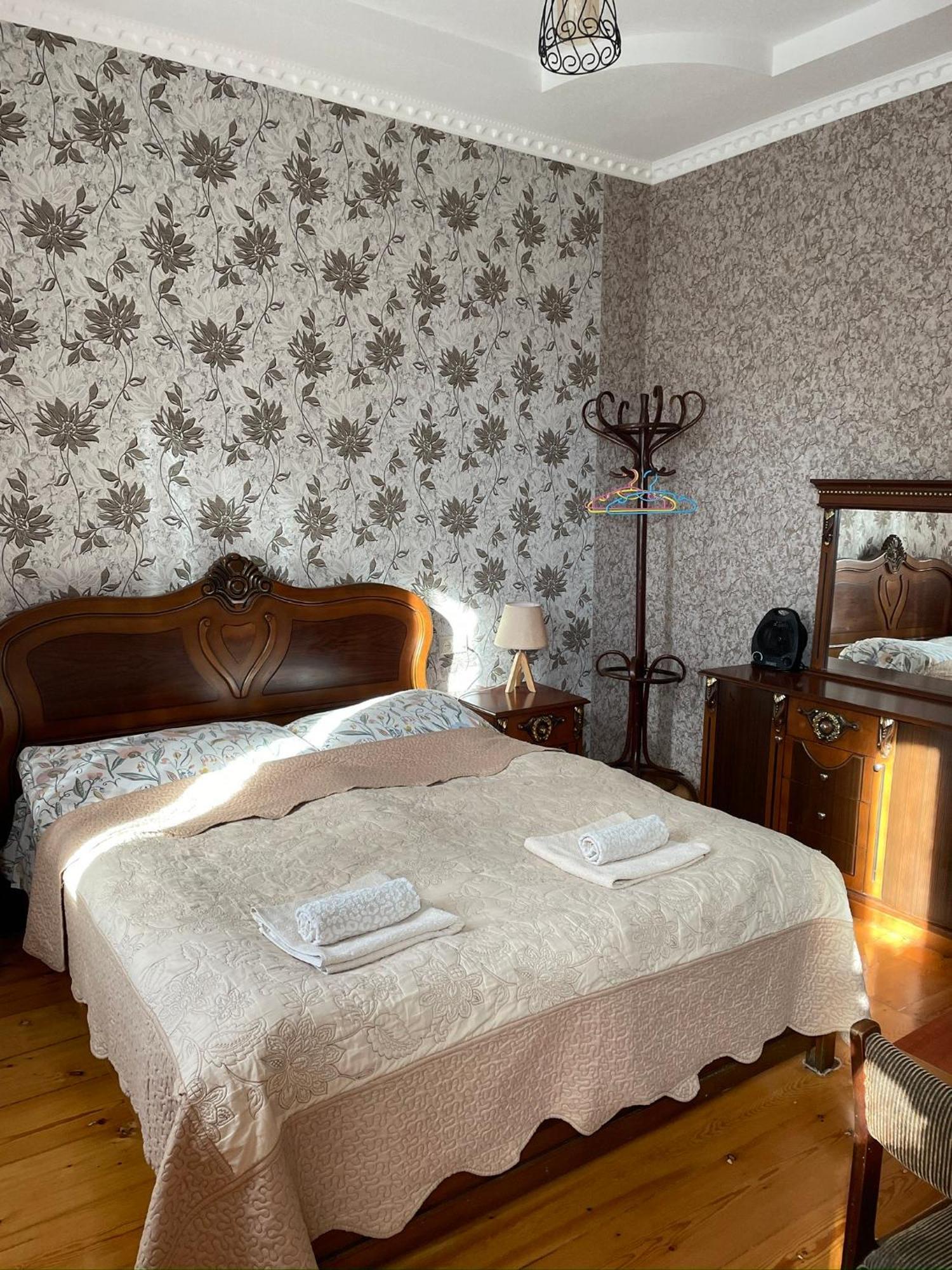 Elco Otel Zugdidi Dış mekan fotoğraf