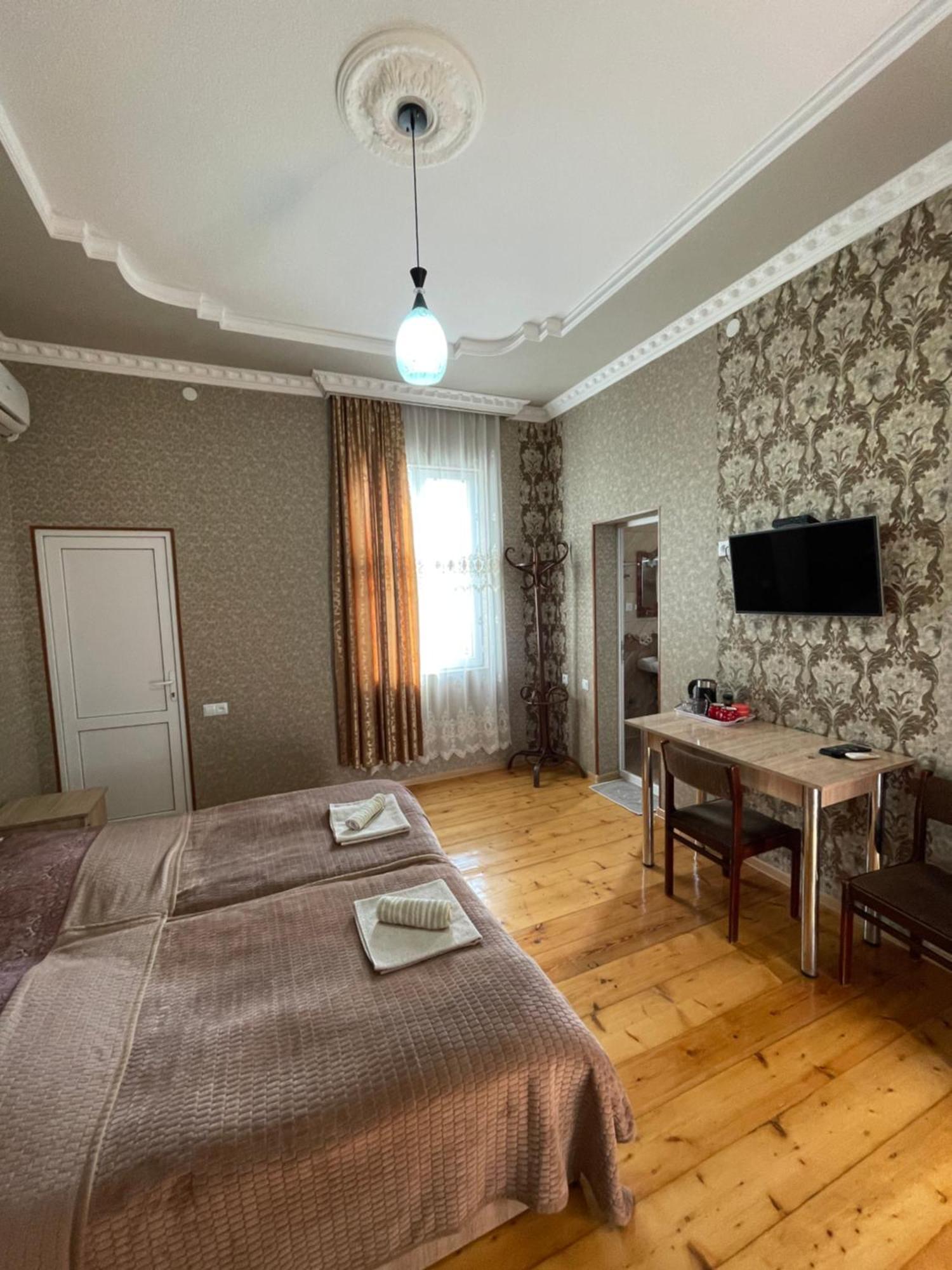 Elco Otel Zugdidi Dış mekan fotoğraf